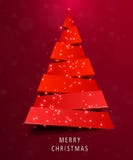 Árbol de navidad hecho del papel rojo en fondo rojo Tarjeta del Año Nuevo y de felicitación de la Navidad o invitación del partid Fotos de archivo Árbol de navidad hecho del papel rojo en fondo rojo Tarjeta del Año Nuevo y de felicitación de la Navidad o invitación del partid Fotos de archivo