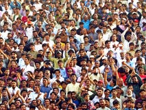 åskådare på gränsbokslutceremoni mellan Pakistan och Indien, Wagha gräns fotografering för bildbyråer åskådare på gränsbokslutceremoni mellan Pakistan och Indien, Wagha gräns fotografering för bildbyråer