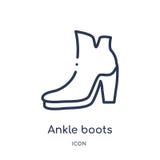 Ícone linear das botas do tornozelo da coleção do esboço da roupa Linha fina vetor das botas do tornozelo isolado no fundo branco ilustração stock Ícone linear das botas do tornozelo da coleção do esboço da roupa Linha fina vetor das botas do tornozelo isolado no fundo branco ilustração stock