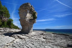 Île de Flowerpot dans Tobermory, Ontario, Canada image stock Île de Flowerpot dans Tobermory, Ontario, Canada image stock