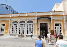 ένας καυτός περίπατος στην Κούβα στοκ εικόνες με δικαίωμα ελεύθερης χρήσης ένας καυτός περίπατος στην Κούβα στοκ εικόνες με δικαίωμα ελεύθερης χρήσης