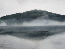 Το βουνό τοπίων μελανιού ζωγραφικής Watercolor απεικονίζει τον ποταμό στην ομίχλη διανυσματική απεικόνιση Το βουνό τοπίων μελανιού ζωγραφικής Watercolor απεικονίζει τον ποταμό στην ομίχλη διανυσματική απεικόνιση
