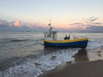 Το σκάφος στη θάλασσα της Βαλτικής Sopot, Πολωνία στοκ εικόνα Το σκάφος στη θάλασσα της Βαλτικής Sopot, Πολωνία στοκ εικόνα