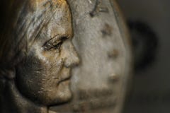 Дама Свобода на монетке доллара стоковые изображения Дама Свобода на монетке доллара стоковые изображения