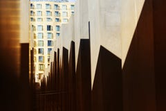 Берлин, Германия, мемориал, жертвы холокоста, туристы, архитектура, искусство, блок, Европа, фашизм, музей стоковое фото Берлин, Германия, мемориал, жертвы холокоста, туристы, архитектура, искусство, блок, Европа, фашизм, музей стоковое фото