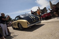 винтажная гоночная машина на miglia mille стоковое фото rf винтажная гоночная машина на miglia mille стоковое фото rf