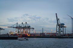 Гавань Гамбурга на Эльбе, Гамбурге, Германии стоковое изображение rf Гавань Гамбурга на Эльбе, Гамбурге, Германии стоковое изображение rf