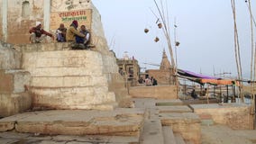 Ежедневная жизнь в Ганге Ghat Ежедневная жизнь в Ганге Ghat