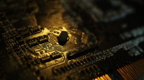 Закройте вверх радиотехнических схем в технологии на Mainboard, доске системы или mobo Материнская плата компьютера, электронные стоковое изображение rf Закройте вверх радиотехнических схем в технологии на Mainboard, доске системы или mobo Материнская плата компьютера, электронные стоковое изображение rf