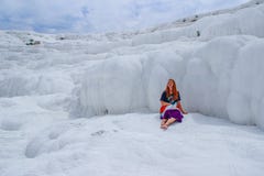 Известные и изумительные термальные весны Pamukkale или замок хлопка на провинции Denizli внутри в Турции стоковые фотографии rf Известные и изумительные термальные весны Pamukkale или замок хлопка на провинции Denizli внутри в Турции стоковые фотографии rf