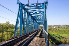 Конструкция моста металла железнодорожного стоковое фото rf Конструкция моста металла железнодорожного стоковое фото rf