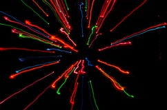 Красочные черты света двигая для того чтобы центризовать стоковое фото Красочные черты света двигая для того чтобы центризовать стоковое фото