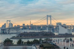 Мост радуги в выравнивать время стоковые изображения rf Мост радуги в выравнивать время стоковые изображения rf