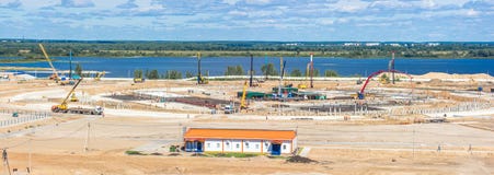 Панорама строительной площадки огромного стадиона стоковое изображение Панорама строительной площадки огромного стадиона стоковое изображение