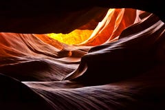 Световой луч в каньоне антилопы каньона слота стоковая фотография Световой луч в каньоне антилопы каньона слота стоковая фотография