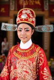 Сторона красивой китайской актрисы оперы с картиной стороны, ориентацией портрета, концом-вверх, запачканными предпосылками Прови стоковое изображение rf Сторона красивой китайской актрисы оперы с картиной стороны, ориентацией портрета, концом-вверх, запачканными предпосылками Прови стоковое изображение rf