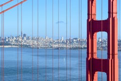 строб золотистый san francisco моста стоковая фотография rf строб золотистый san francisco моста стоковая фотография rf