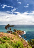 Άποψη Phuket ακρωτηρίων Promthep στην Ταϊλάνδη. Θάλασσα Andaman στοκ φωτογραφία Άποψη Phuket ακρωτηρίων Promthep στην Ταϊλάνδη. Θάλασσα Andaman στοκ φωτογραφία