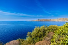 Άποψη επάνω στην αλβανική ακτή κοντά στο Πόρτο Παλέρμο, Αλβανία στοκ εικόνες Άποψη επάνω στην αλβανική ακτή κοντά στο Πόρτο Παλέρμο, Αλβανία στοκ εικόνες