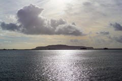 Άποψη θάλασσας του Πόρτλαντ με τα καταπληκτικά σύννεφα στοκ εικόνα Άποψη θάλασσας του Πόρτλαντ με τα καταπληκτικά σύννεφα στοκ εικόνα