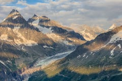 Άποψη παγετώνων Argentiere, ορεινός όγκος της Mont Blanc, Γαλλία στοκ εικόνα Άποψη παγετώνων Argentiere, ορεινός όγκος της Mont Blanc, Γαλλία στοκ εικόνα