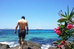 Άτομο στις διακοπές στοκ φωτογραφία με δικαίωμα ελεύθερης χρήσης Άτομο στις διακοπές στοκ φωτογραφία με δικαίωμα ελεύθερης χρήσης