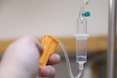 Έγχυση σταλαγματιάς που τίθεται με το διάστημα αντιγράφων στοκ φωτογραφίες Έγχυση σταλαγματιάς που τίθεται με το διάστημα αντιγράφων στοκ φωτογραφίες