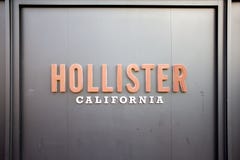Ένα σημάδι για το Hollister στοκ φωτογραφία με δικαίωμα ελεύθερης χρήσης Ένα σημάδι για το Hollister στοκ φωτογραφία με δικαίωμα ελεύθερης χρήσης