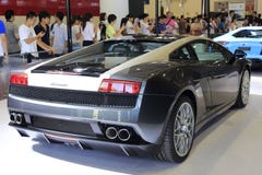 Αθλητικό αυτοκίνητο noctis 560-4 gallardo Lamborghini lp οπισθοσκόπο στοκ εικόνες Αθλητικό αυτοκίνητο noctis 560-4 gallardo Lamborghini lp οπισθοσκόπο στοκ εικόνες