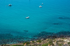 Ακτή SAN Giovanni Di Sinis μια ηλιόλουστη ημέρα στη Σαρδηνία Στοκ φωτογραφία με δικαίωμα ελεύθερης χρήσης Ακτή SAN Giovanni Di Sinis μια ηλιόλουστη ημέρα στη Σαρδηνία Στοκ φωτογραφία με δικαίωμα ελεύθερης χρήσης