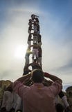 Απόδοση Castells από τα castellers στοκ φωτογραφίες Απόδοση Castells από τα castellers στοκ φωτογραφίες