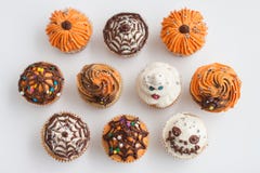 Αράχνη Ghonst κολοκύθας διακοσμήσεων αποκριών Cupcakes στοκ φωτογραφία με δικαίωμα ελεύθερης χρήσης Αράχνη Ghonst κολοκύθας διακοσμήσεων αποκριών Cupcakes στοκ φωτογραφία με δικαίωμα ελεύθερης χρήσης