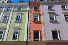 Αρχιτεκτονική Wroclaw, Πολωνία, Ευρώπη Κέντρο της πόλης, ζωηρόχρωμες, ιστορικές τετραγωνικές κατοικίες αγοράς Χαμηλότερη Σιλεσία, στοκ φωτογραφίες Αρχιτεκτονική Wroclaw, Πολωνία, Ευρώπη Κέντρο της πόλης, ζωηρόχρωμες, ιστορικές τετραγωνικές κατοικίες αγοράς Χαμηλότερη Σιλεσία, στοκ φωτογραφίες