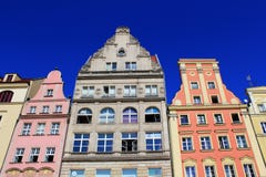 Αρχιτεκτονική Wroclaw, Πολωνία, Ευρώπη Κέντρο της πόλης, ζωηρόχρωμες, ιστορικές τετραγωνικές κατοικίες αγοράς Χαμηλότερη Σιλεσία, στοκ εικόνες Αρχιτεκτονική Wroclaw, Πολωνία, Ευρώπη Κέντρο της πόλης, ζωηρόχρωμες, ιστορικές τετραγωνικές κατοικίες αγοράς Χαμηλότερη Σιλεσία, στοκ εικόνες