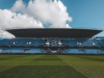 Βαρκελώνη Τζέρσεϋ του Πάτρικ Kluivert στο στάδιο της Μάλαγας στοκ φωτογραφίες με δικαίωμα ελεύθερης χρήσης Βαρκελώνη Τζέρσεϋ του Πάτρικ Kluivert στο στάδιο της Μάλαγας στοκ φωτογραφίες με δικαίωμα ελεύθερης χρήσης