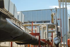 βιομηχανική νεώτερη ζώνη καθαρισμού πετρελαίου εξοπλισμού στοκ εικόνα με δικαίωμα ελεύθερης χρήσης βιομηχανική νεώτερη ζώνη καθαρισμού πετρελαίου εξοπλισμού στοκ εικόνα με δικαίωμα ελεύθερης χρήσης