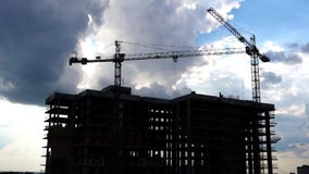 Βιομηχανικό βίντεο timelapse γερανών κατασκευής απόθεμα βίντεο Βιομηχανικό βίντεο timelapse γερανών κατασκευής απόθεμα βίντεο