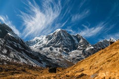 Βουνό Annapurna στο Νεπάλ σε ένα ηλιόλουστο απόγευμα στοκ φωτογραφία Βουνό Annapurna στο Νεπάλ σε ένα ηλιόλουστο απόγευμα στοκ φωτογραφία