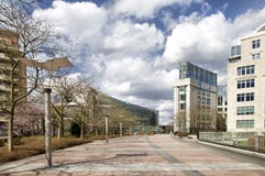 ΒΡΥΞΕΛΛΕΣ, ΒΕΛΓΙΟ - 31 ΜΑΡΤΊΟΥ 2018: Λουξεμβούργιος σιδηροδρομικός σταθμός esplanade του Ευρωπαϊκού Κοινοβουλίου στις Βρυξέλλες Στοκ Εικόνα ΒΡΥΞΕΛΛΕΣ, ΒΕΛΓΙΟ - 31 ΜΑΡΤΊΟΥ 2018: Λουξεμβούργιος σιδηροδρομικός σταθμός esplanade του Ευρωπαϊκού Κοινοβουλίου στις Βρυξέλλες Στοκ Εικόνα
