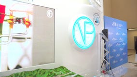 Γραφείο πληροφοριών με τους εθελοντές Γραφείο πληροφοριών με τους εθελοντές