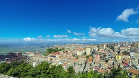 Γραφική εναέρια άποψη Enna της παλαιάς πόλης, Σικελία, Ιταλία απόθεμα βίντεο Γραφική εναέρια άποψη Enna της παλαιάς πόλης, Σικελία, Ιταλία απόθεμα βίντεο