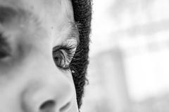 Δάκρυα μωρών μακριά αγόρια eyelash, μονοχρωματικός στοκ εικόνες Δάκρυα μωρών μακριά αγόρια eyelash, μονοχρωματικός στοκ εικόνες