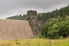 Δεξαμενή Derwent στην ανώτερη κοιλάδα Derwent Στοκ Εικόνα Δεξαμενή Derwent στην ανώτερη κοιλάδα Derwent Στοκ Εικόνα