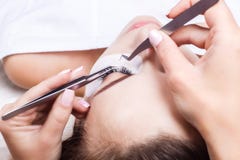 Διαδικασία επέκτασης Eyelash Μάτι γυναικών με τα μακροχρόνια eyelashes Τα μαστίγια, κλείνουν επάνω, μακρο, εκλεκτική εστίαση στοκ φωτογραφία με δικαίωμα ελεύθερης χρήσης Διαδικασία επέκτασης Eyelash Μάτι γυναικών με τα μακροχρόνια eyelashes Τα μαστίγια, κλείνουν επάνω, μακρο, εκλεκτική εστίαση στοκ φωτογραφία με δικαίωμα ελεύθερης χρήσης