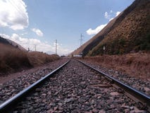 διαδρομές και οι Μπους τραίνων στοκ εικόνα διαδρομές και οι Μπους τραίνων στοκ εικόνα