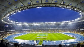 Δυναμό Kyiv ποδοσφαιρικών παιχνιδιών FC εναντίον Shakhtar Ntone'tsk Δυναμό Kyiv ποδοσφαιρικών παιχνιδιών FC εναντίον Shakhtar Ntone'tsk