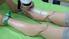 Εικονικοί ιατρικοί εκπαιδευτές, προσομοιωτές, φαντάσματα, μανεκέν και ρομπότ απόθεμα βίντεο Εικονικοί ιατρικοί εκπαιδευτές, προσομοιωτές, φαντάσματα, μανεκέν και ρομπότ απόθεμα βίντεο