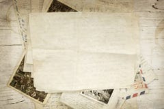 Εκλεκτής ποιότητας επιστολές και κάρτα εγγράφου Στοκ Εικόνα Εκλεκτής ποιότητας επιστολές και κάρτα εγγράφου Στοκ Εικόνα