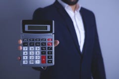 εκμετάλλευση οικονομίας έννοιας υπολογιστών επιχειρηματιών στοκ εικόνα εκμετάλλευση οικονομίας έννοιας υπολογιστών επιχειρηματιών στοκ εικόνα