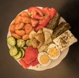 Ελληνικό παραδοσιακό meze στοκ φωτογραφία με δικαίωμα ελεύθερης χρήσης Ελληνικό παραδοσιακό meze στοκ φωτογραφία με δικαίωμα ελεύθερης χρήσης
